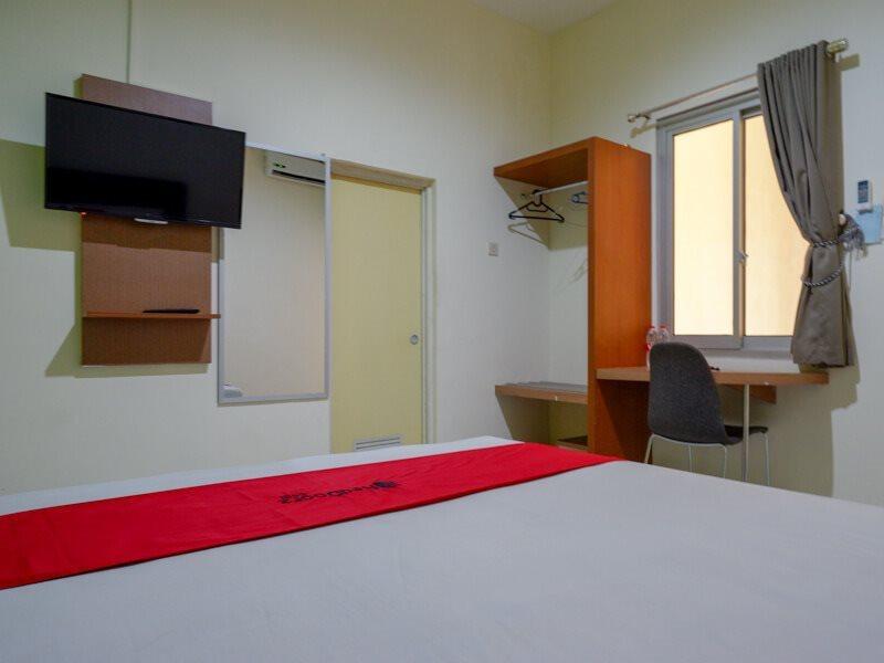 Oyo 3746 Double Tree Guesthouse Пурвокерто Экстерьер фото